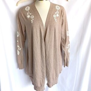 Aaeda Open Cardigan Sweater Tan White Embroidered Floral Sz XL, 22" PTP, 30" L